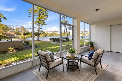 3531 Lake Bayshore Drive Bradenton FL 34205