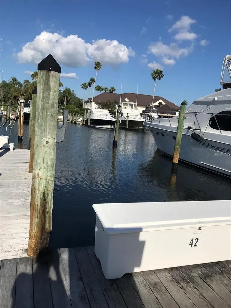 6300 Pasadena Point Boulevard Gulfport FL 33707