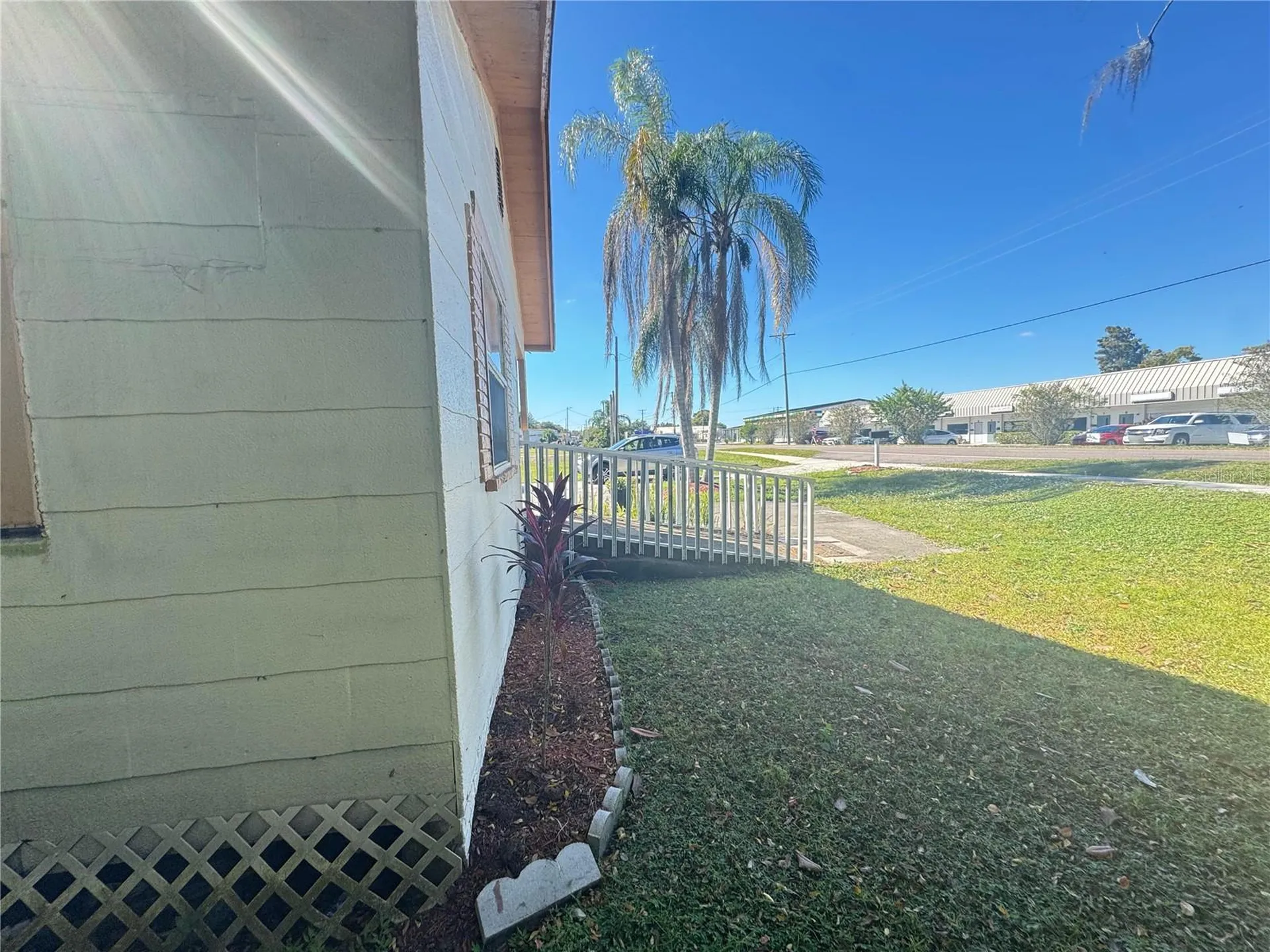 809 E Alsobrook Street Plant City FL 33563
