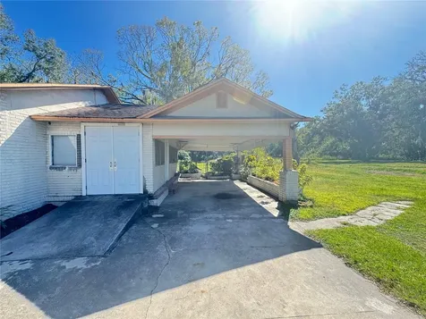 809 E Alsobrook Street Plant City FL 33563