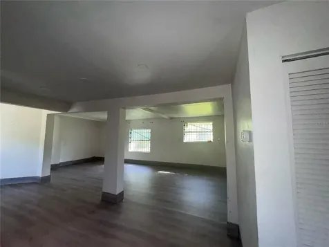 809 E Alsobrook Street Plant City FL 33563