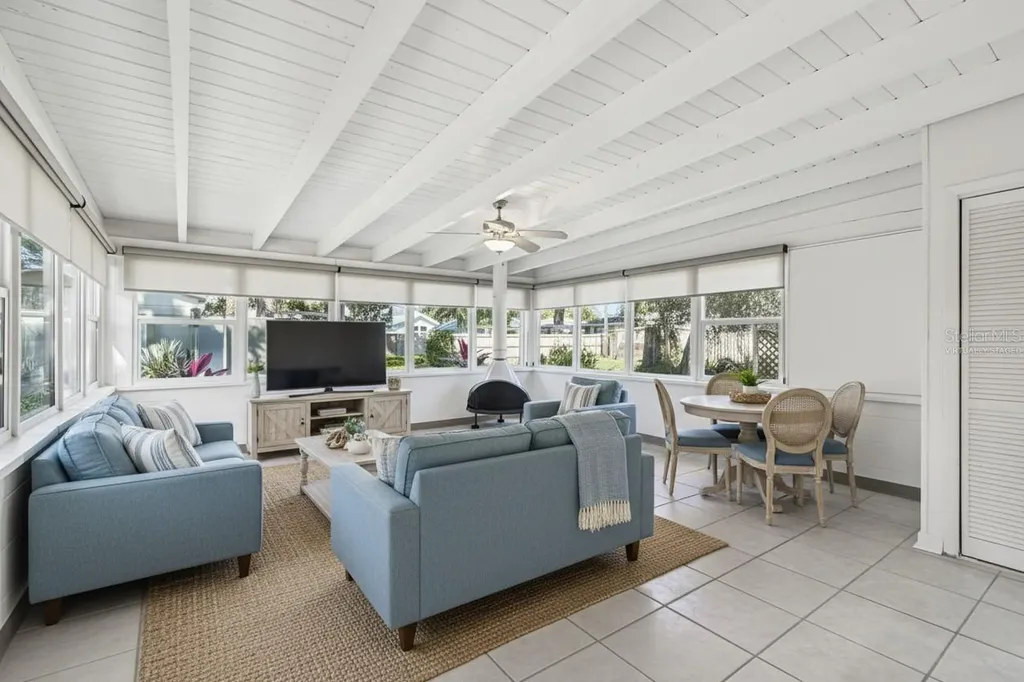 5819 27th Avenue S Gulfport FL 33707