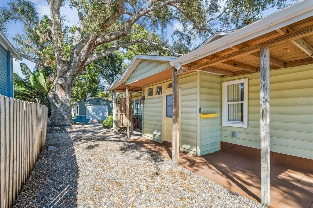 5819 27th Avenue S Gulfport FL 33707