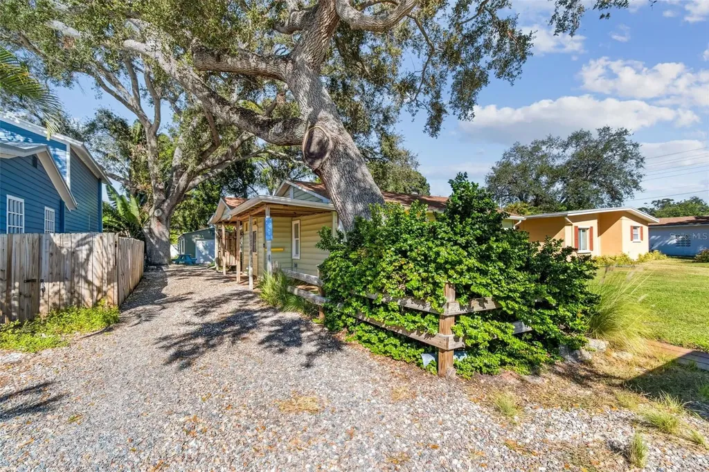 5819 27th Avenue S Gulfport FL 33707