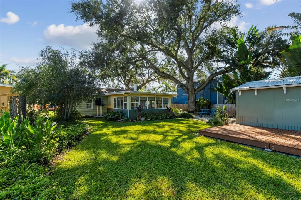 5819 27th Avenue S Gulfport FL 33707