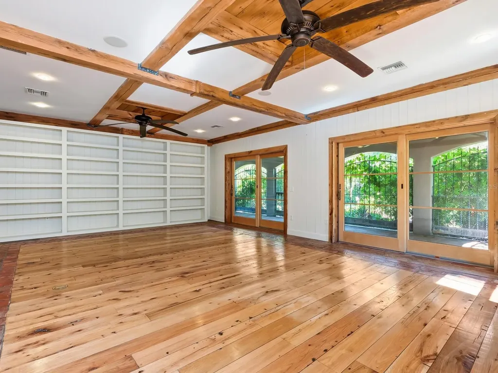 41 S Adams Drive Sarasota FL 34236