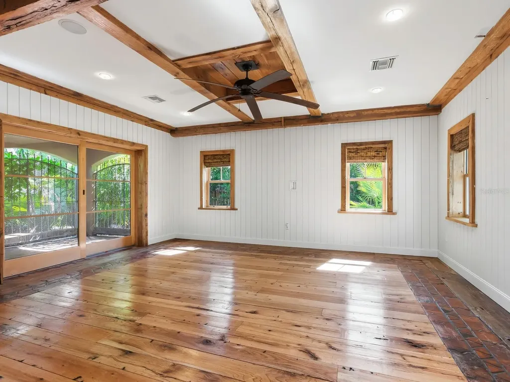 41 S Adams Drive Sarasota FL 34236