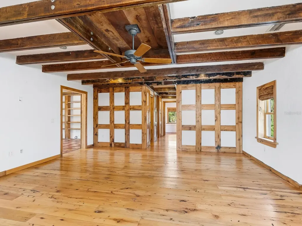 41 S Adams Drive Sarasota FL 34236