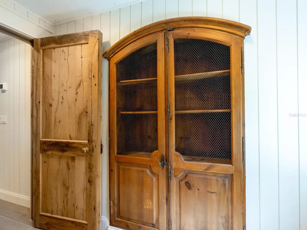 41 S Adams Drive Sarasota FL 34236