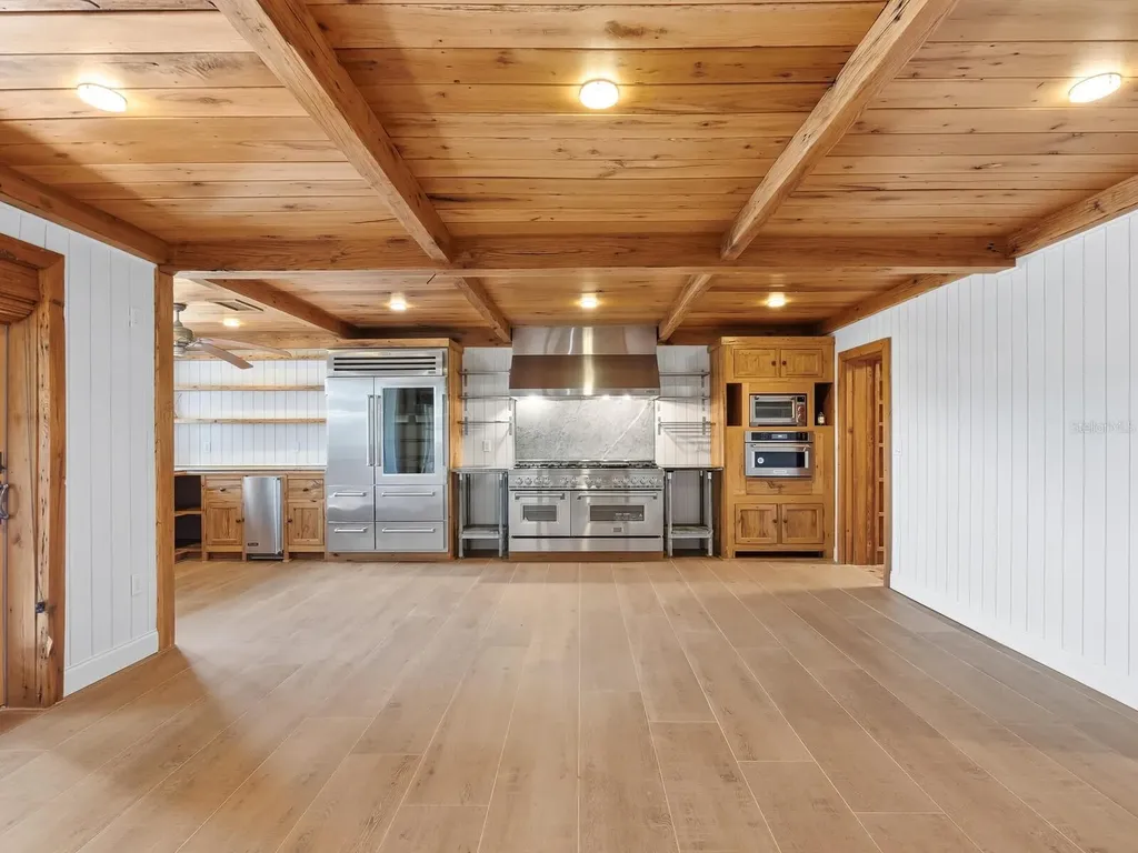 41 S Adams Drive Sarasota FL 34236