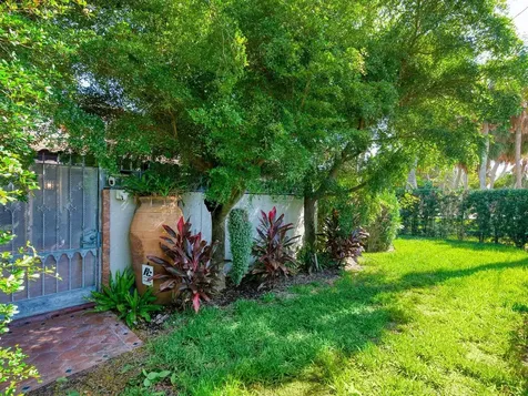 41 S Adams Drive Sarasota FL 34236