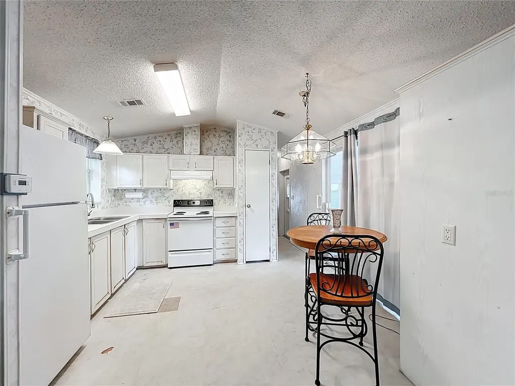 35819 S Shelley Drive Leesburg FL 34788