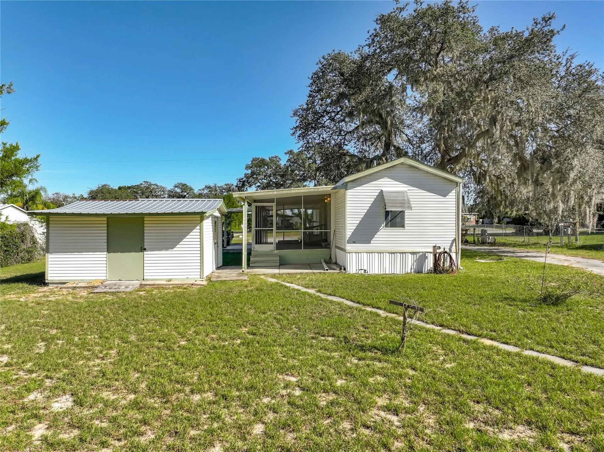 35819 S Shelley Drive Leesburg FL 34788
