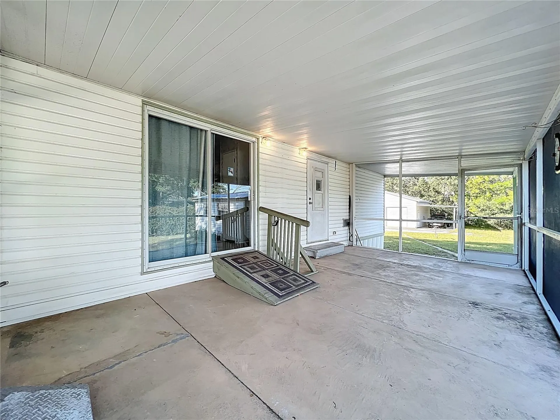 35819 S Shelley Drive Leesburg FL 34788
