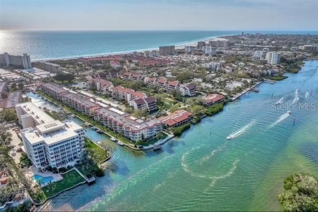 1250 N Portofino Drive Sarasota FL 34242