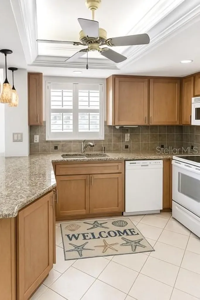 1250 N Portofino Drive Sarasota FL 34242