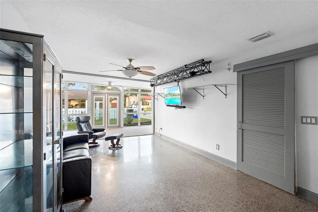 650 S Pine Street New Smyrna Beach FL 32169