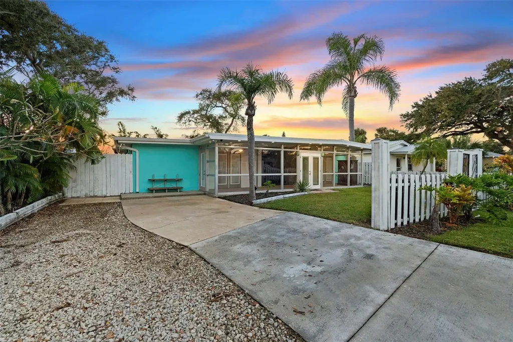 650 S Pine Street New Smyrna Beach FL 32169