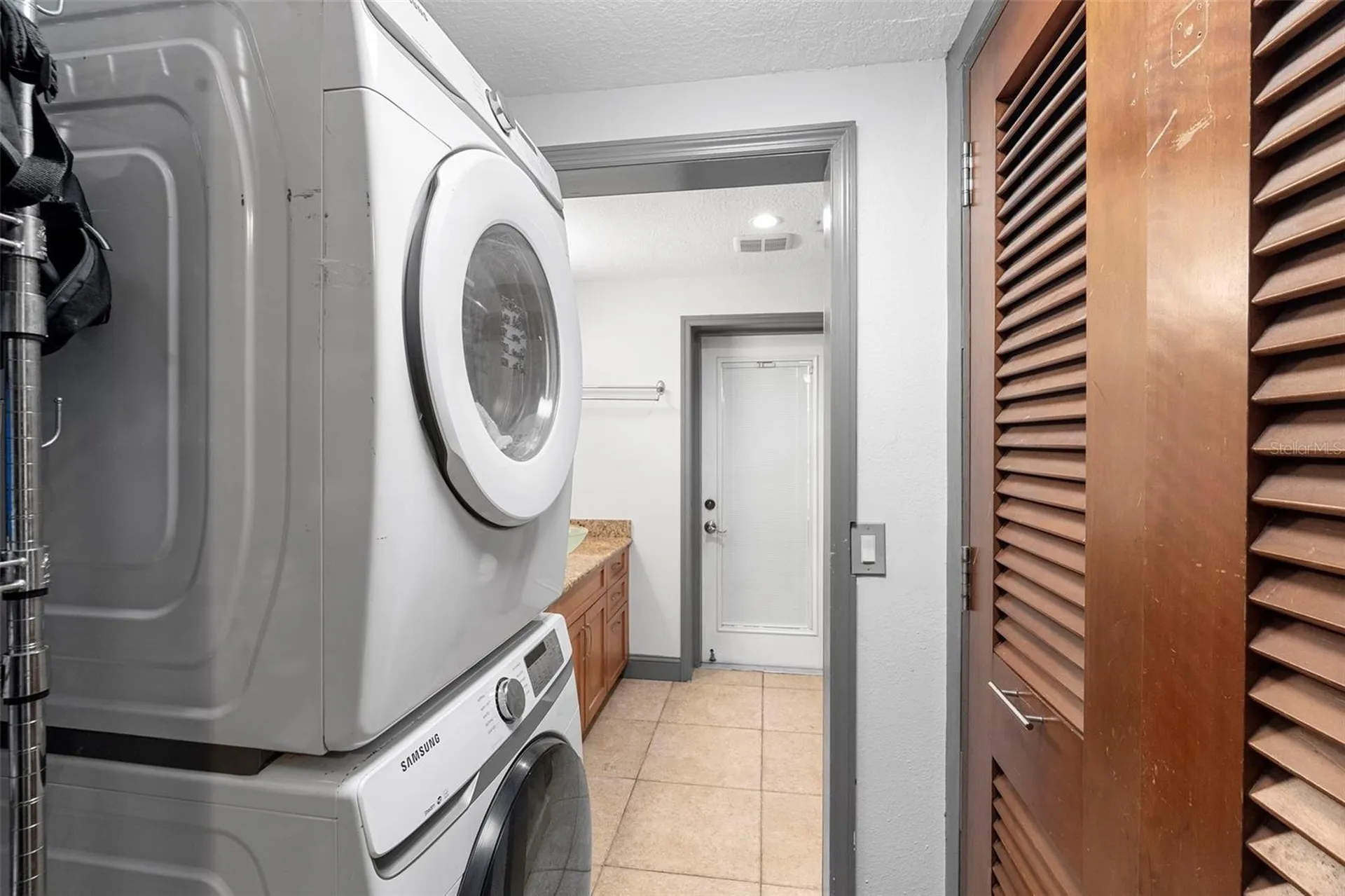 650 S Pine Street New Smyrna Beach FL 32169
