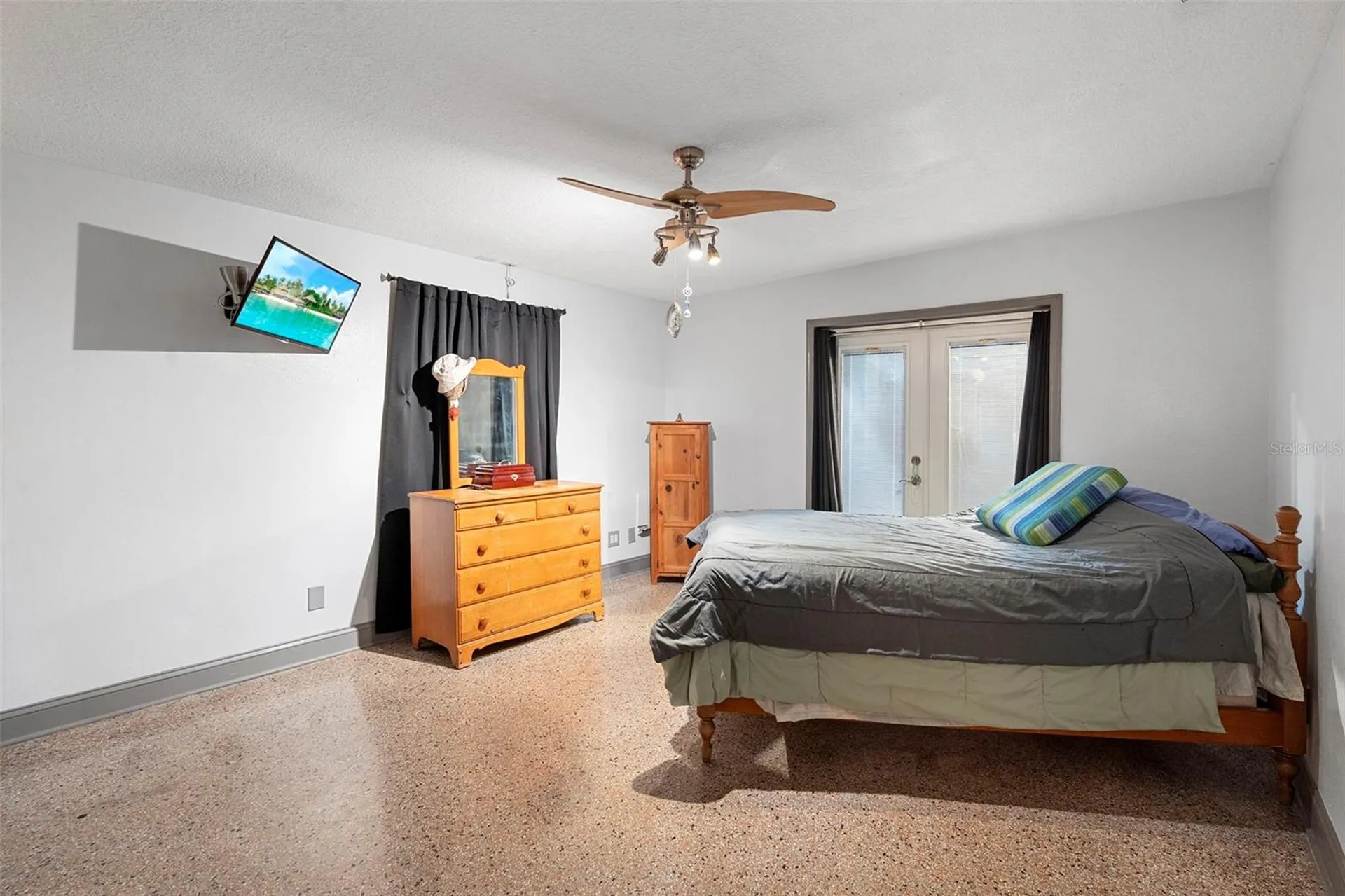 650 S Pine Street New Smyrna Beach FL 32169