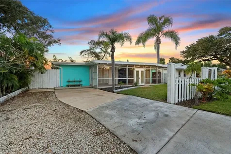 650 S Pine Street New Smyrna Beach FL 32169