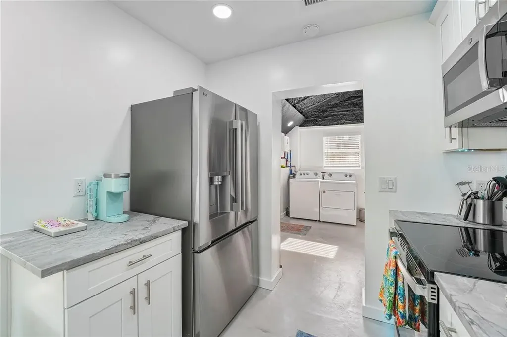 5021 Us Highway 301 N Ellenton FL 34222