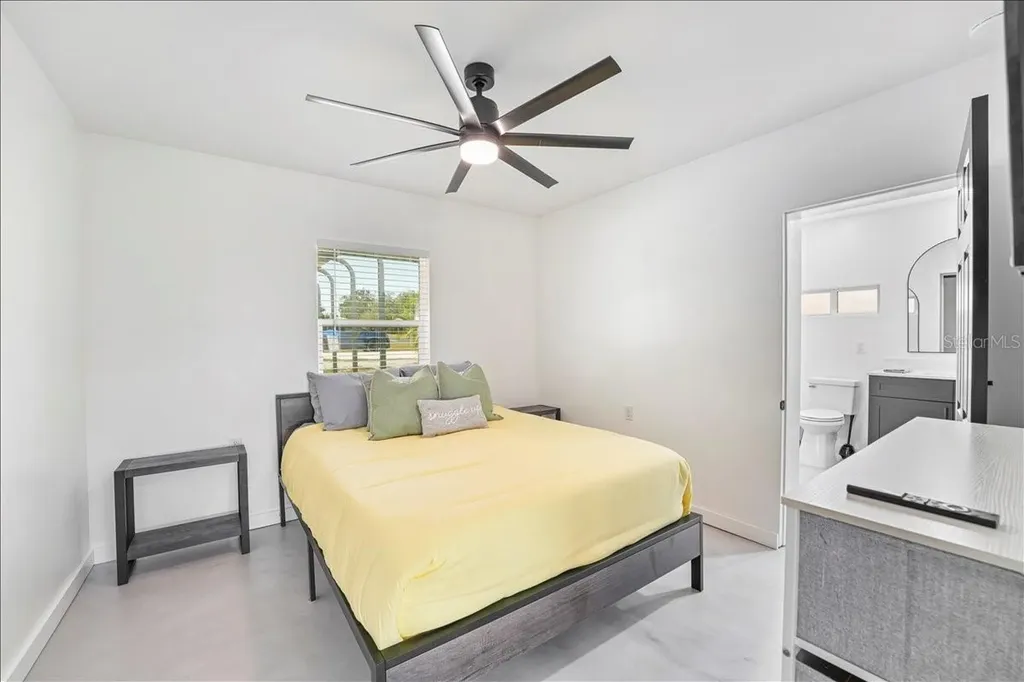 5021 Us Highway 301 N Ellenton FL 34222