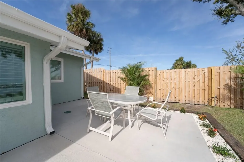 5021 Us Highway 301 N Ellenton FL 34222