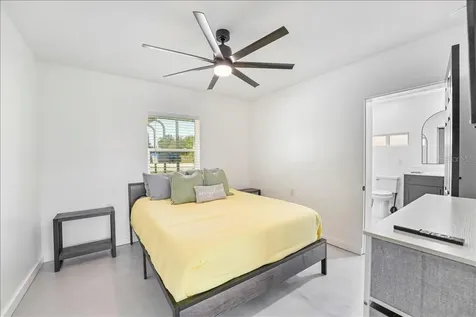 5021 Us Highway 301 N Ellenton FL 34222