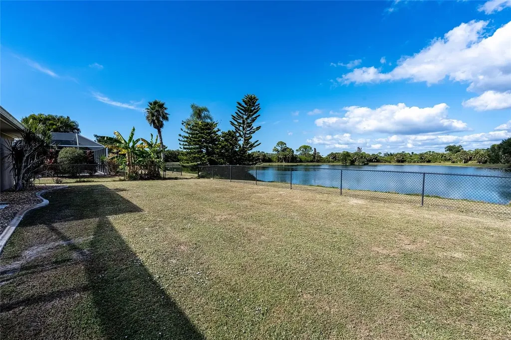 9314 Lucian Englewood FL 34224