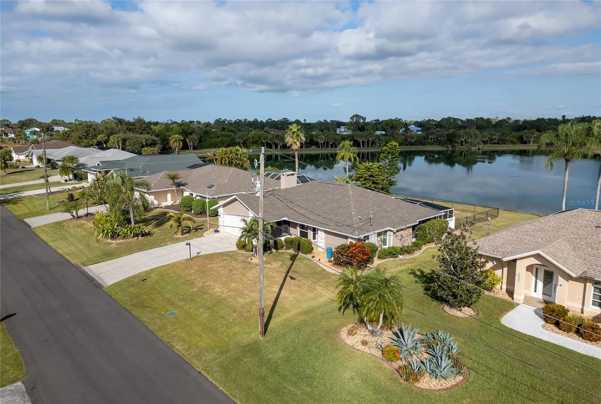 9314 Lucian Englewood FL 34224