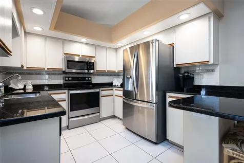 9314 Lucian Englewood FL 34224
