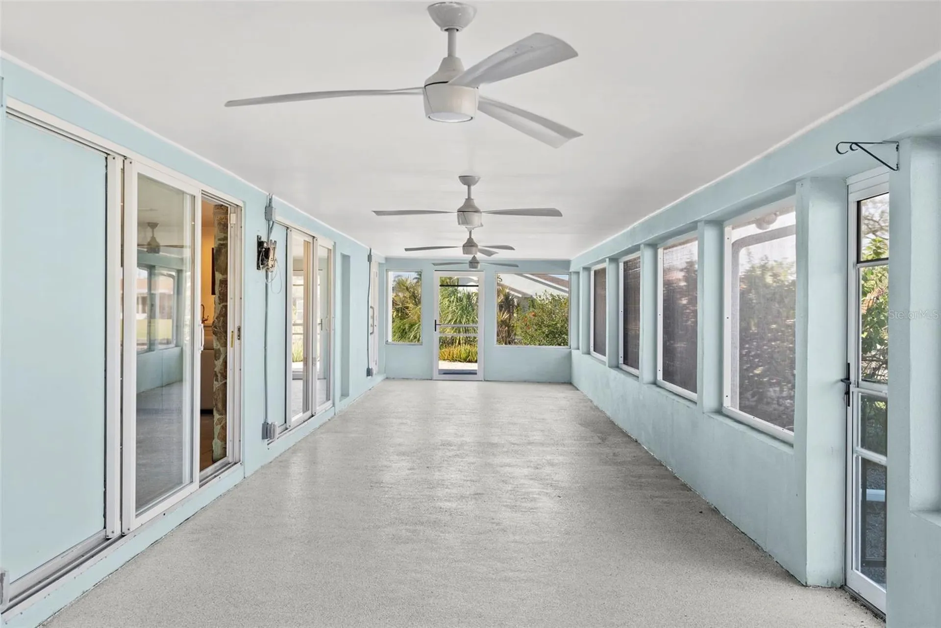 5173 Horseshoe Place St Petersburg FL 33703