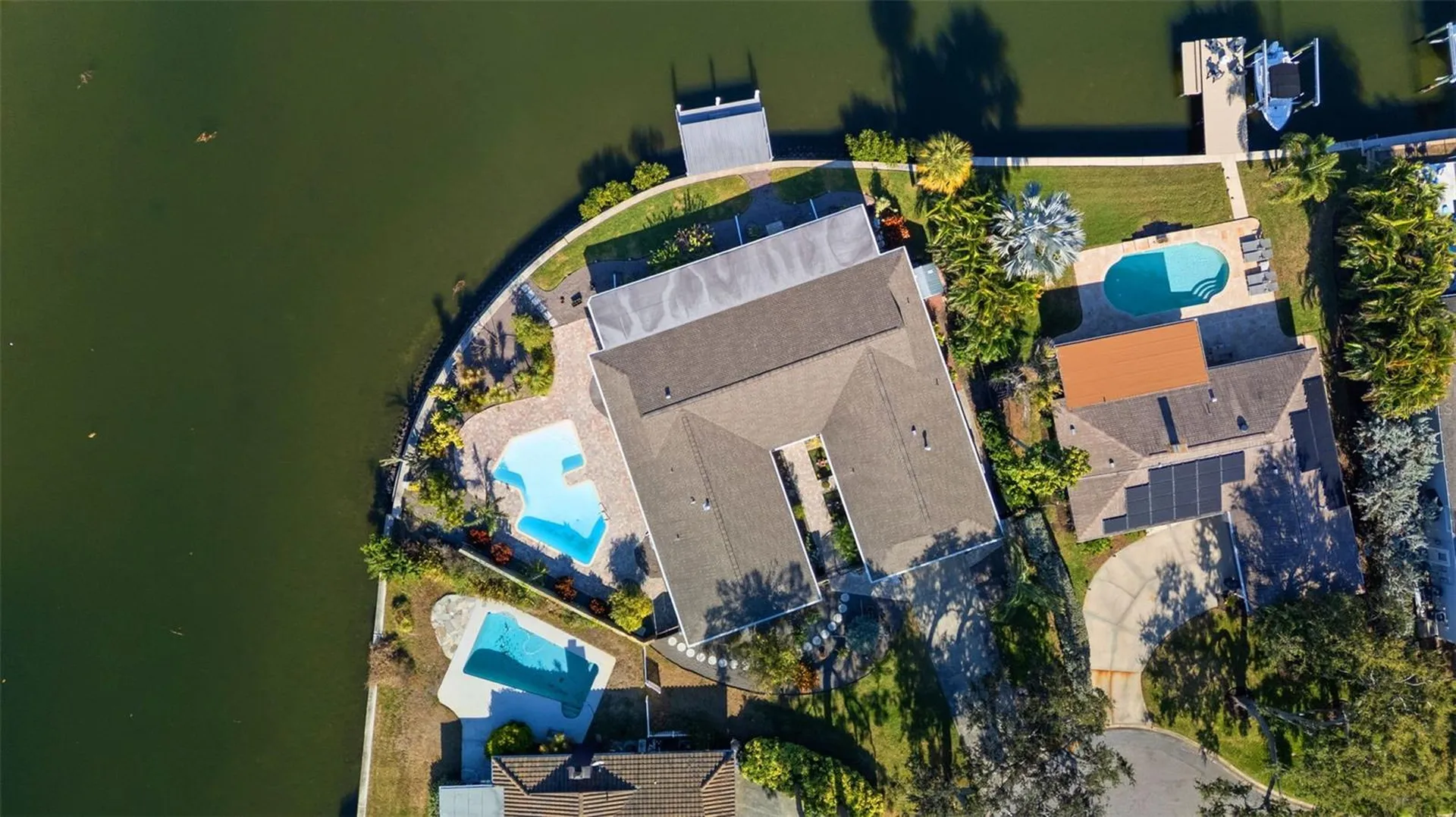 5173 Horseshoe Place St Petersburg FL 33703