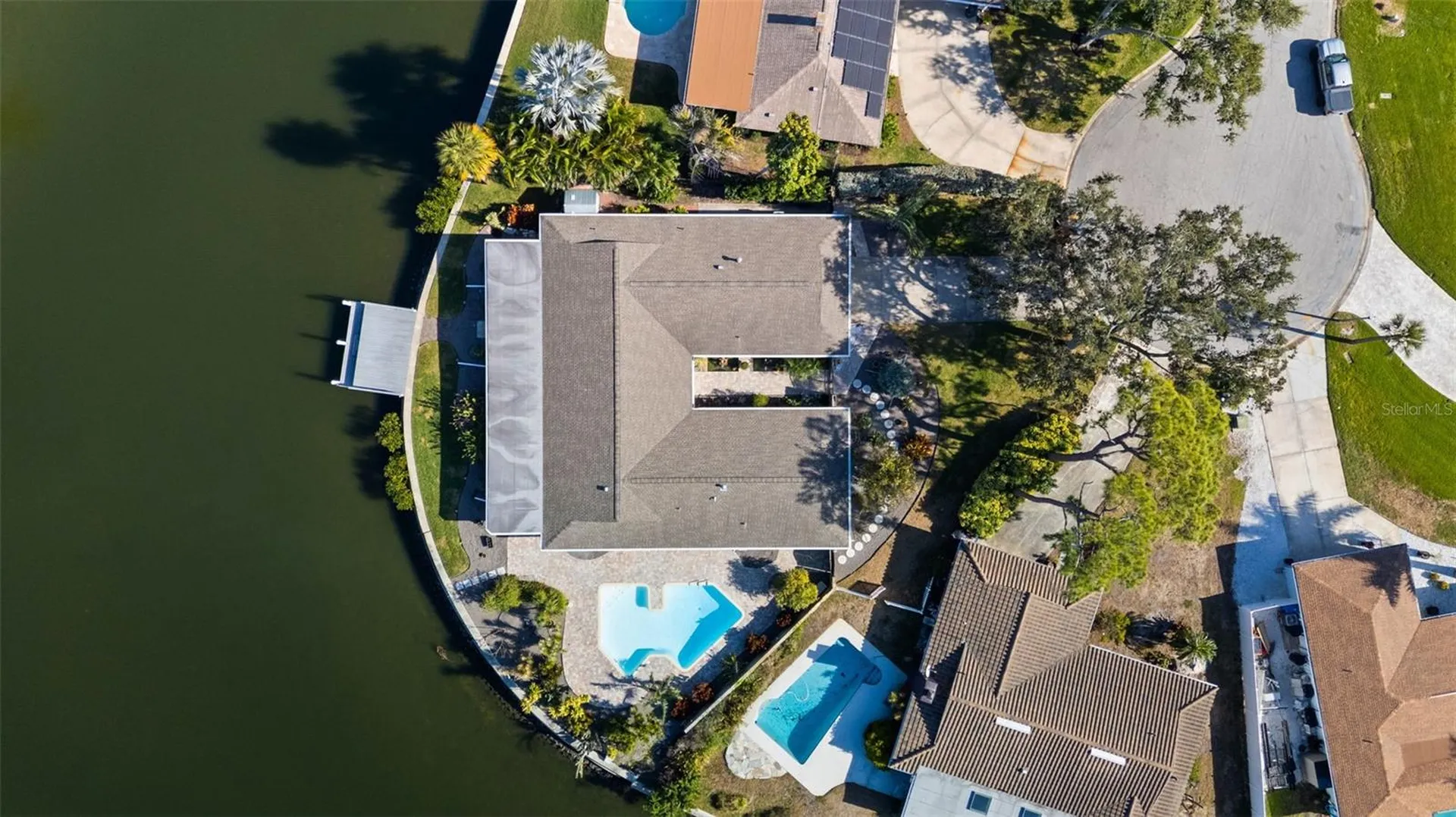 5173 Horseshoe Place St Petersburg FL 33703