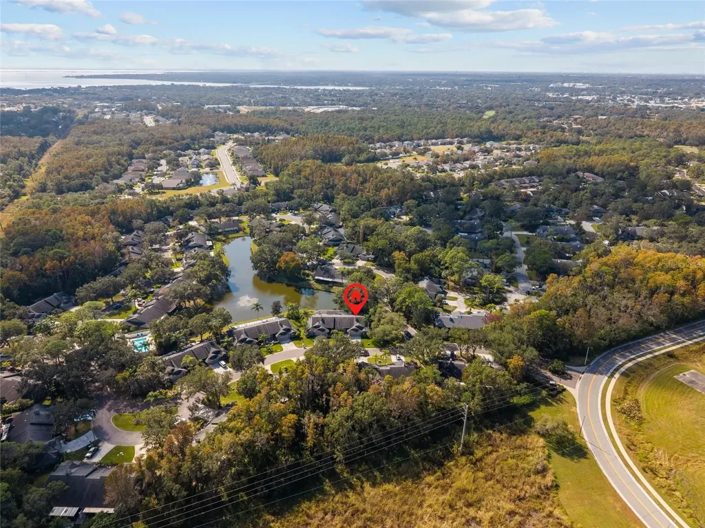 948 Lucas Lane Oldsmar FL 34677