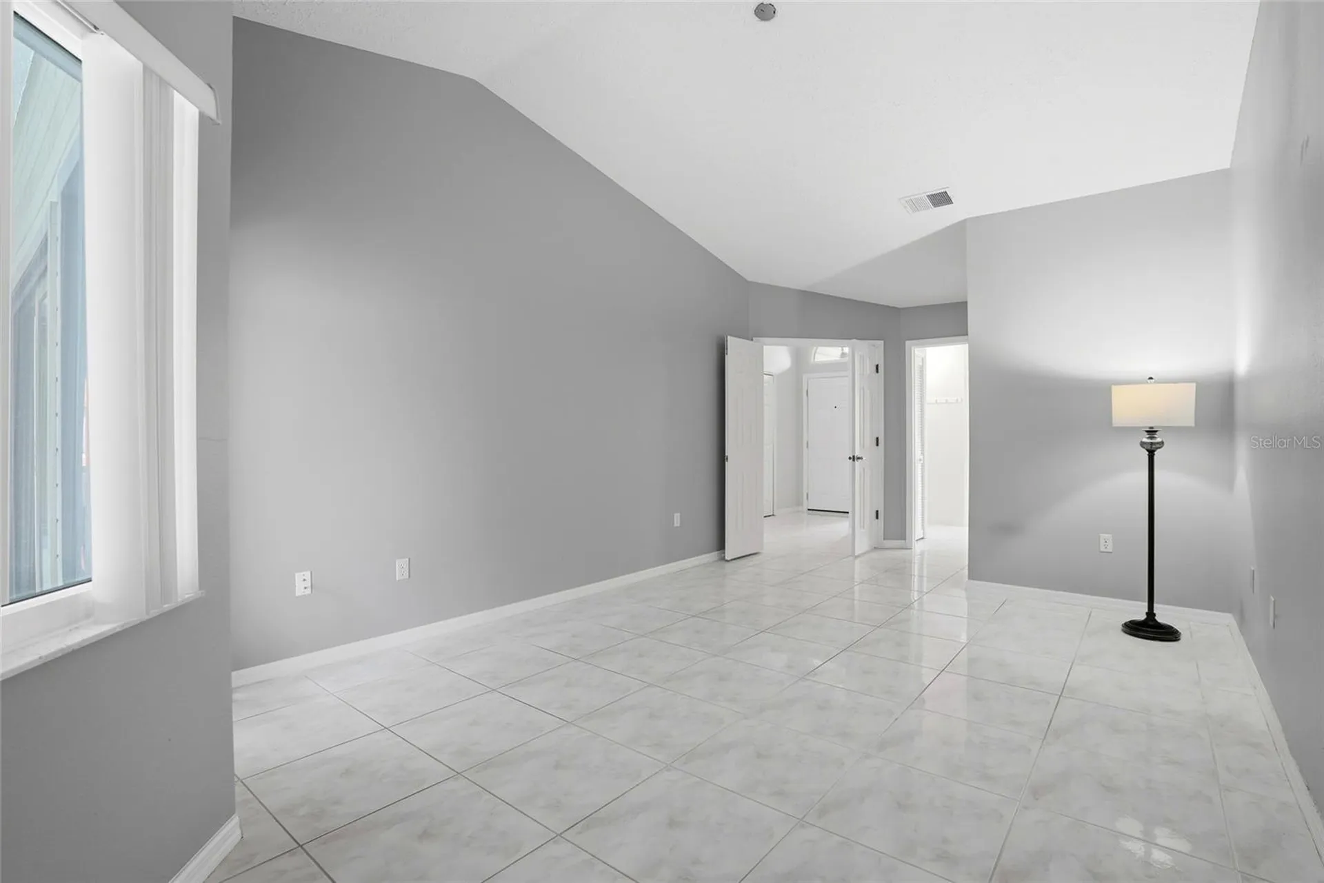 948 Lucas Lane Oldsmar FL 34677
