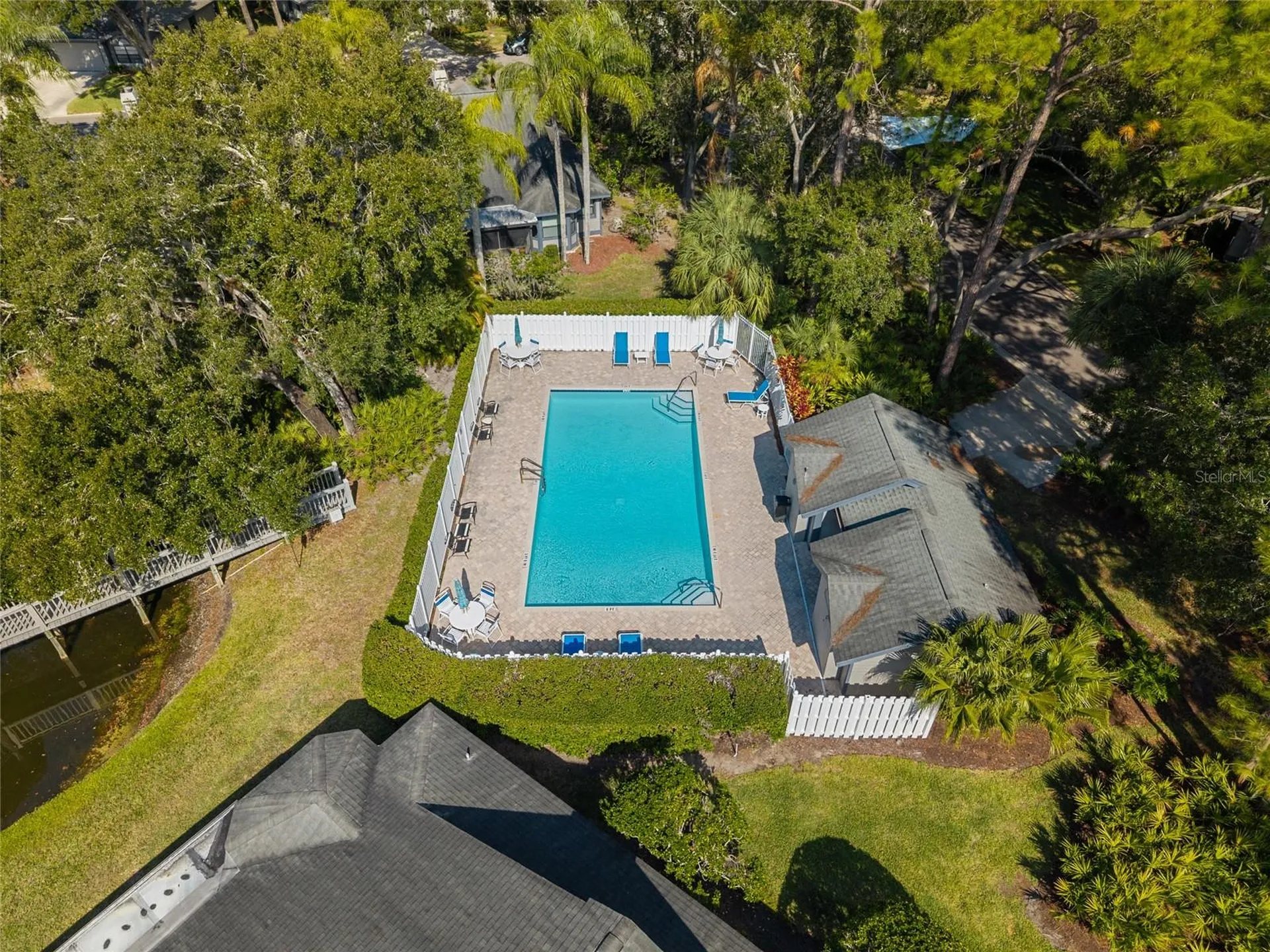 948 Lucas Lane Oldsmar FL 34677