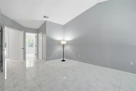 948 Lucas Lane Oldsmar FL 34677