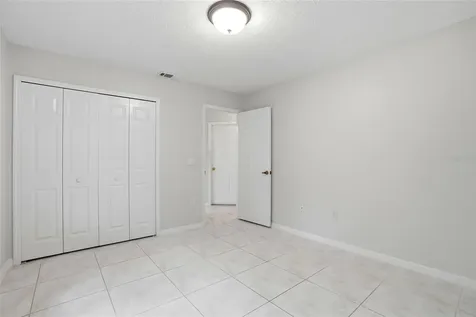 948 Lucas Lane Oldsmar FL 34677