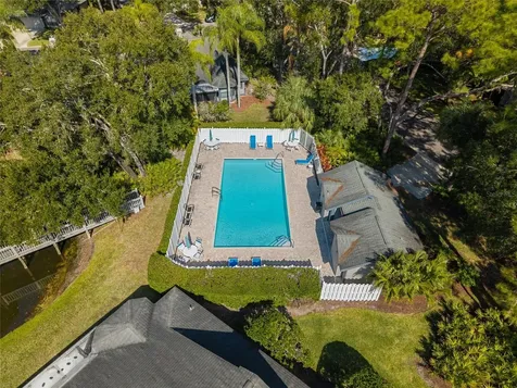 948 Lucas Lane Oldsmar FL 34677