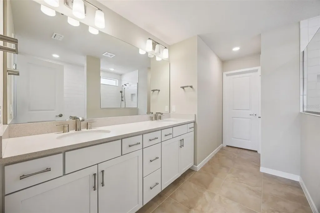 2604 Blowing Breeze Avenue Kissimmee FL 34744