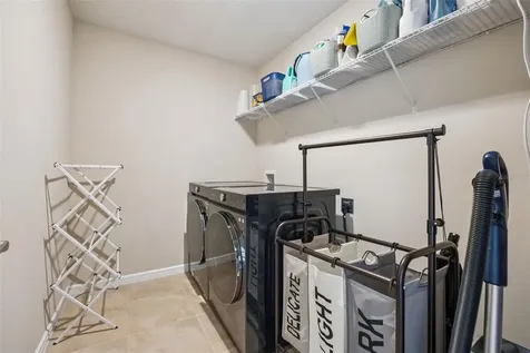 2604 Blowing Breeze Avenue Kissimmee FL 34744