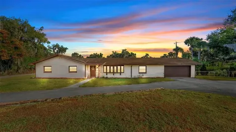 37104 County Road 452 Grand Island FL 32735