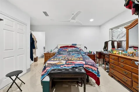 37104 County Road 452 Grand Island FL 32735
