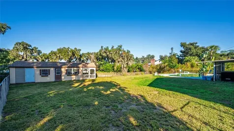 37104 County Road 452 Grand Island FL 32735
