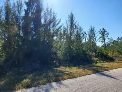 16280 La Barge Circle Port Charlotte FL 33981