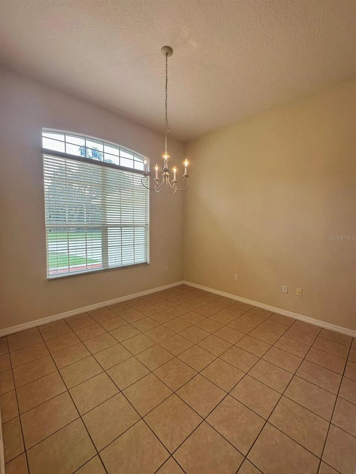 2096 The Oaks Boulevard Kissimmee FL 34746