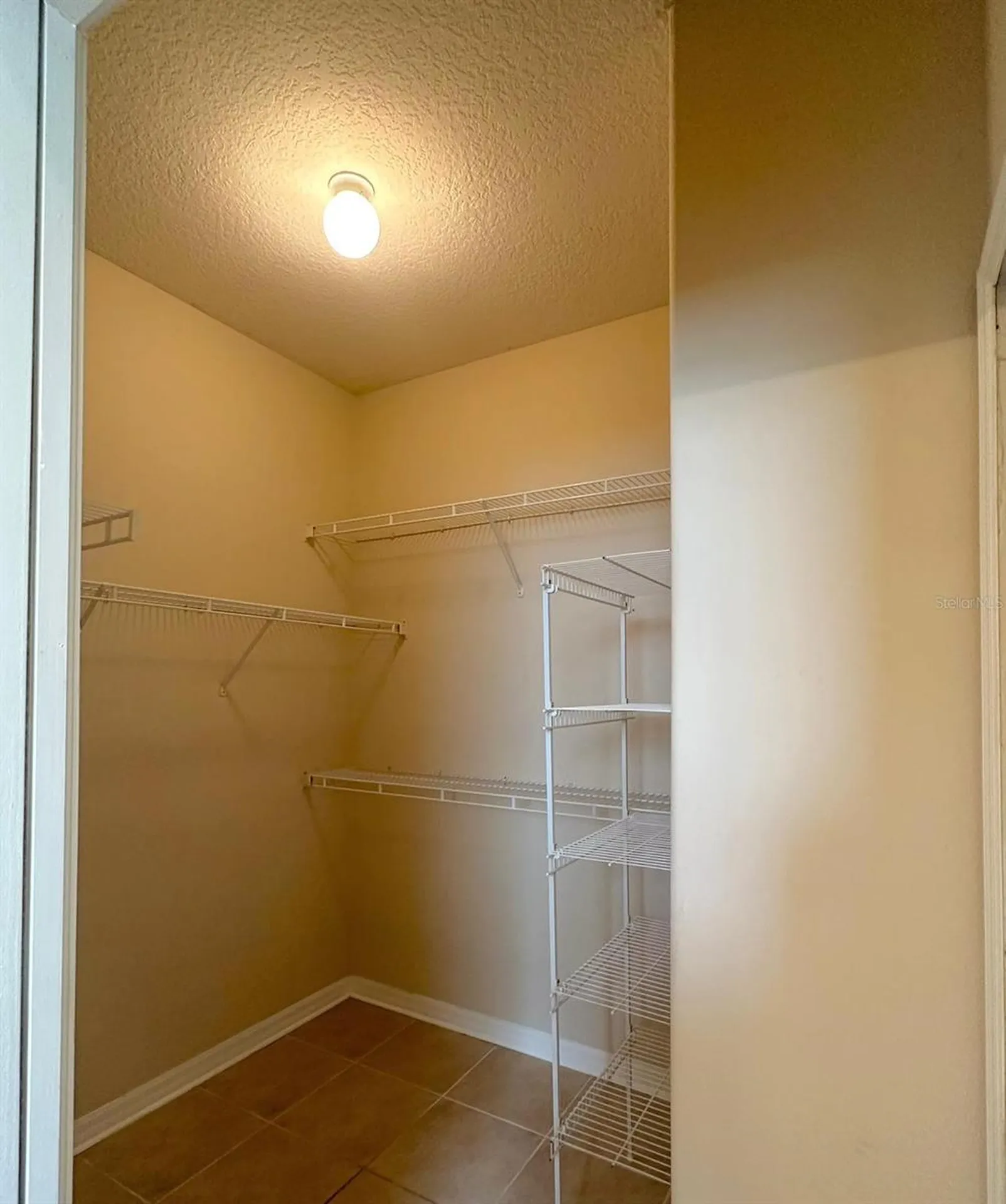 2096 The Oaks Boulevard Kissimmee FL 34746