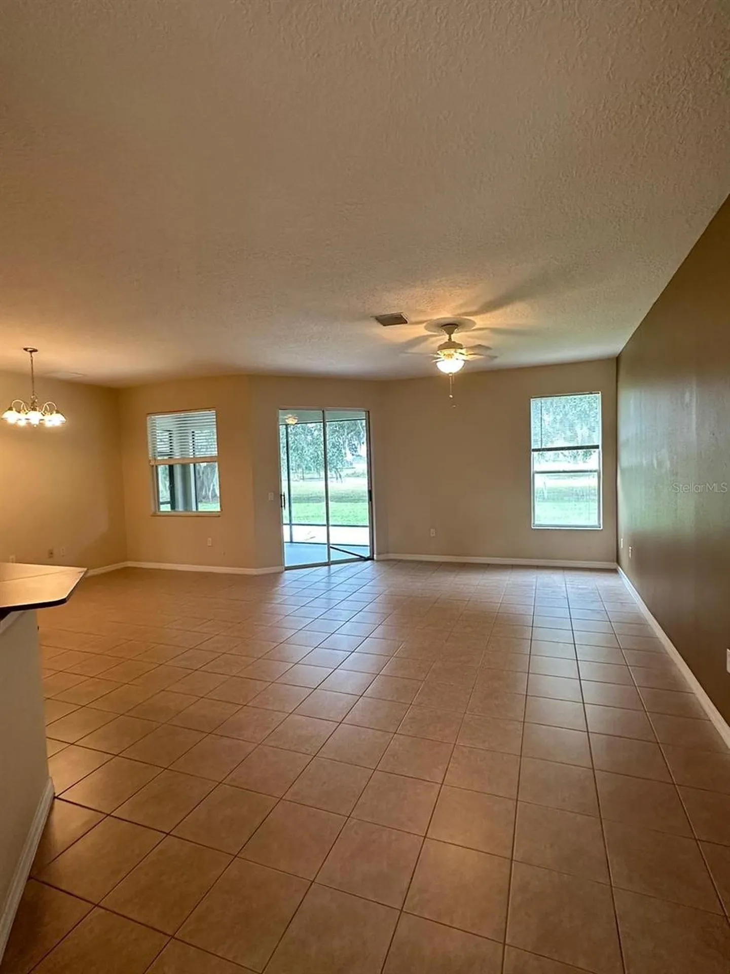 2096 The Oaks Boulevard Kissimmee FL 34746